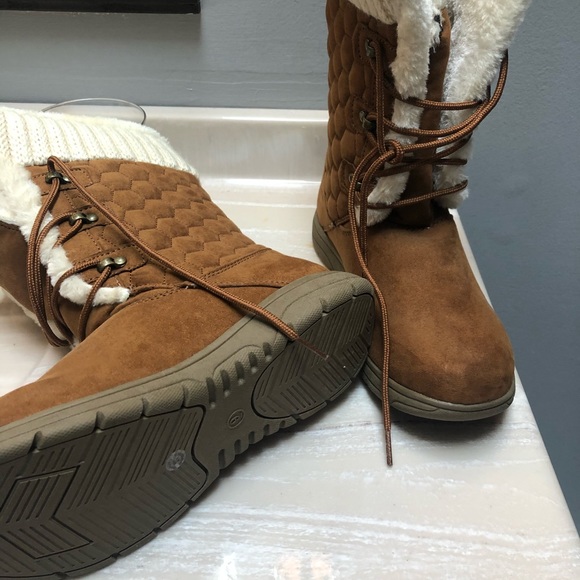 Liz Claiborne Clinton Winter Boots - Picture 2 of 7